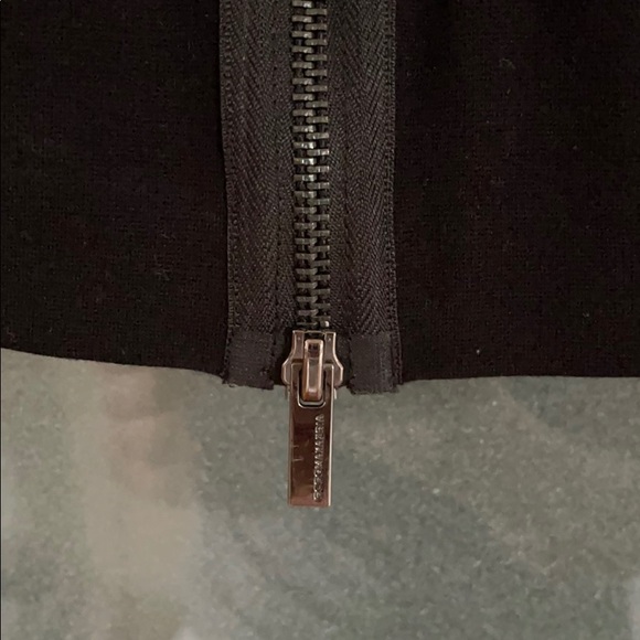 BCBG skirt - Picture 4 of 7